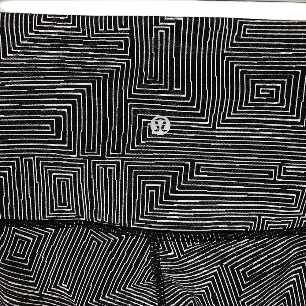 Lululemon Maze Jacquard Wunder Under Leggings Size 6 - Picture 11 of 13